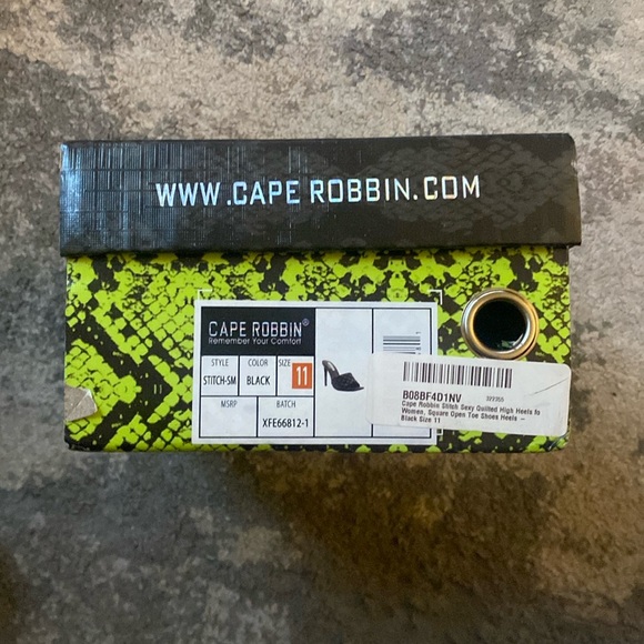 Cape Robbin Stitch Quilted High Heels, Sz. 11 - Picture 6 of 6